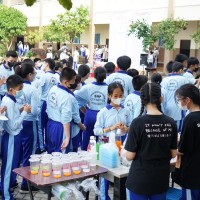 Kegiatan Bazar & Lomba Bulan Bahasa | SMP & SMK METTA MAITREYA